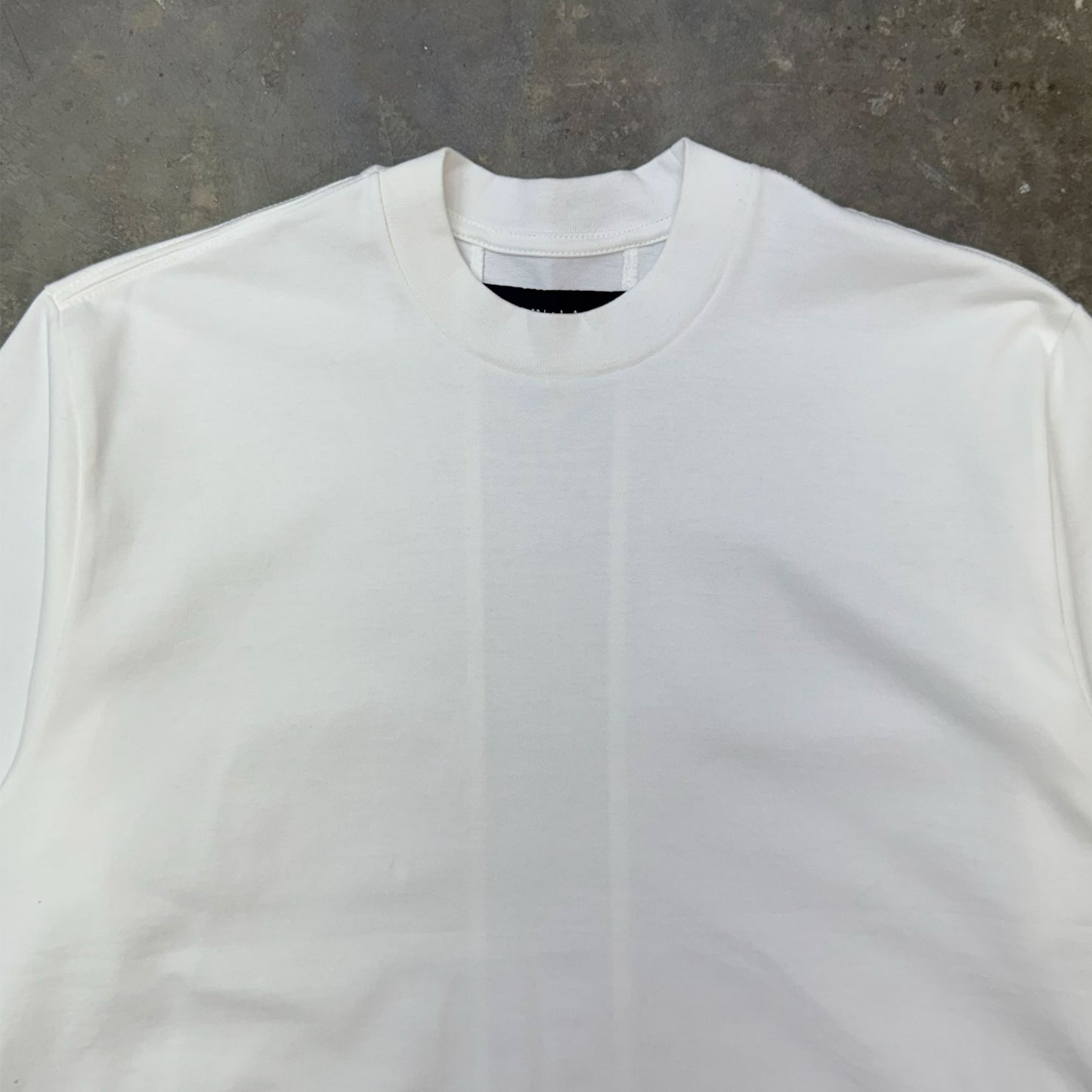 MN+LA™ MOCK NECK TEE SAMPLE 002