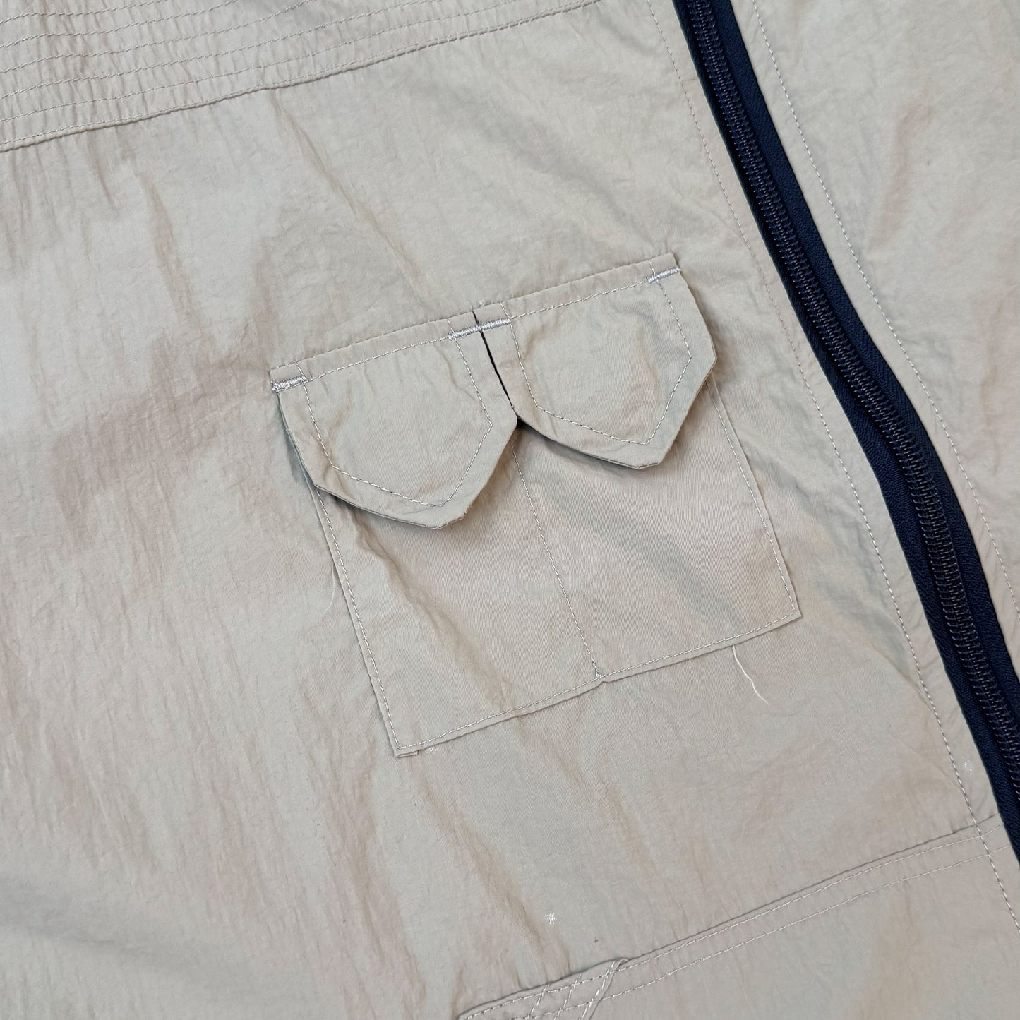 MN+LA™ VEST SAMPLE 001