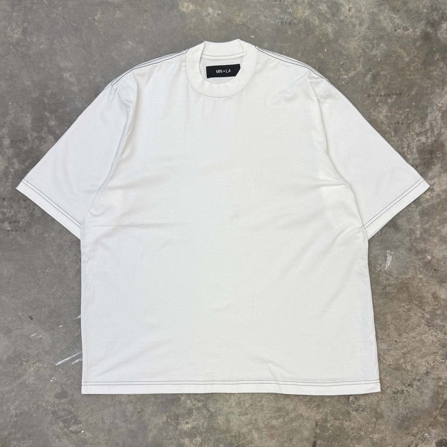 MN+LA™ MOCK NECK TEE SAMPLE 001