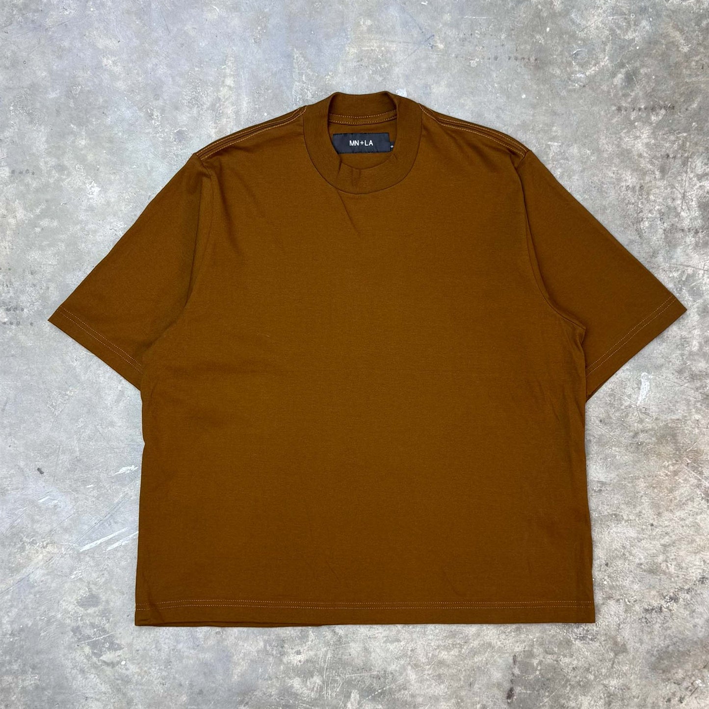 CHOP CHOP TEE IN RUST