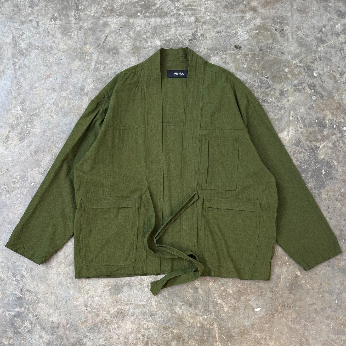DRAPE V5 IN OLIVE