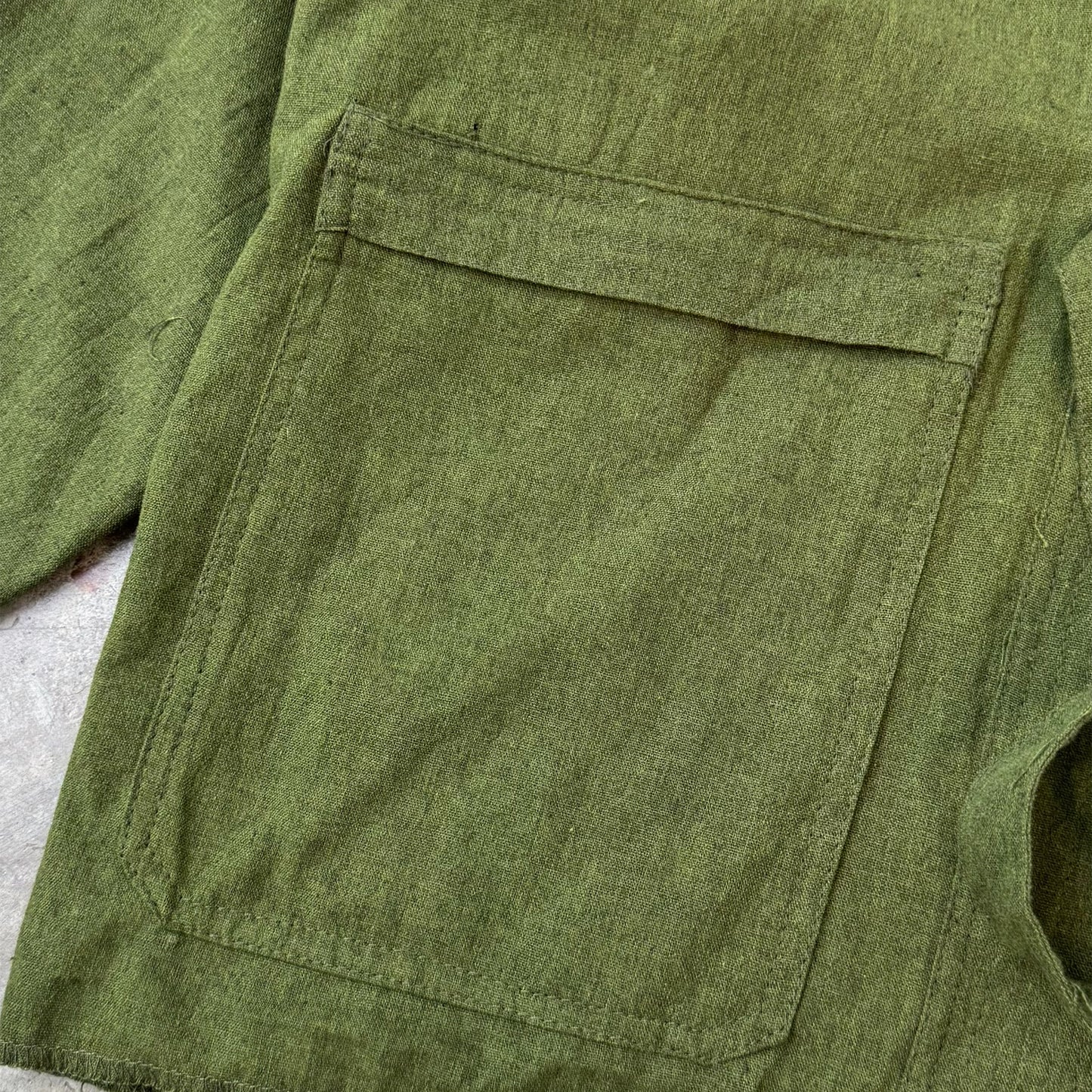 DRAPE V5 IN OLIVE