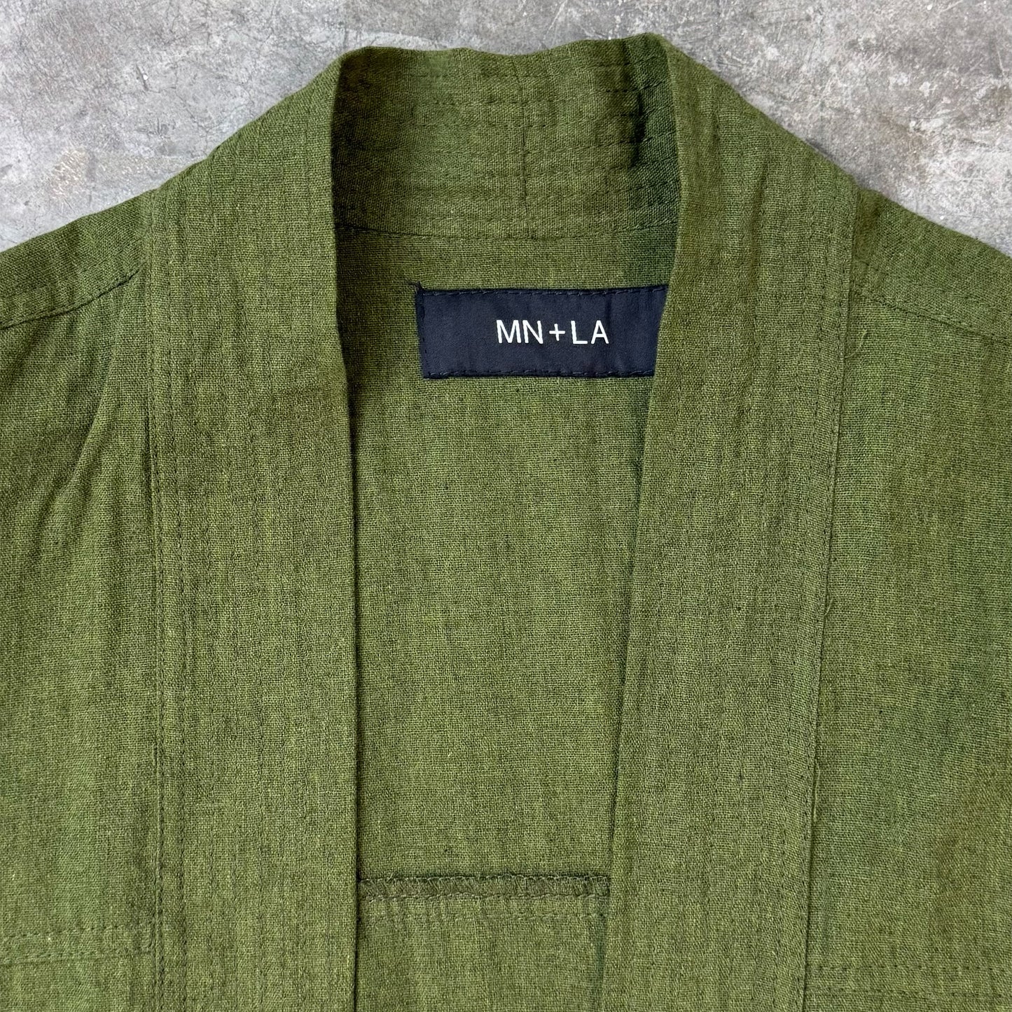 DRAPE V5 IN OLIVE