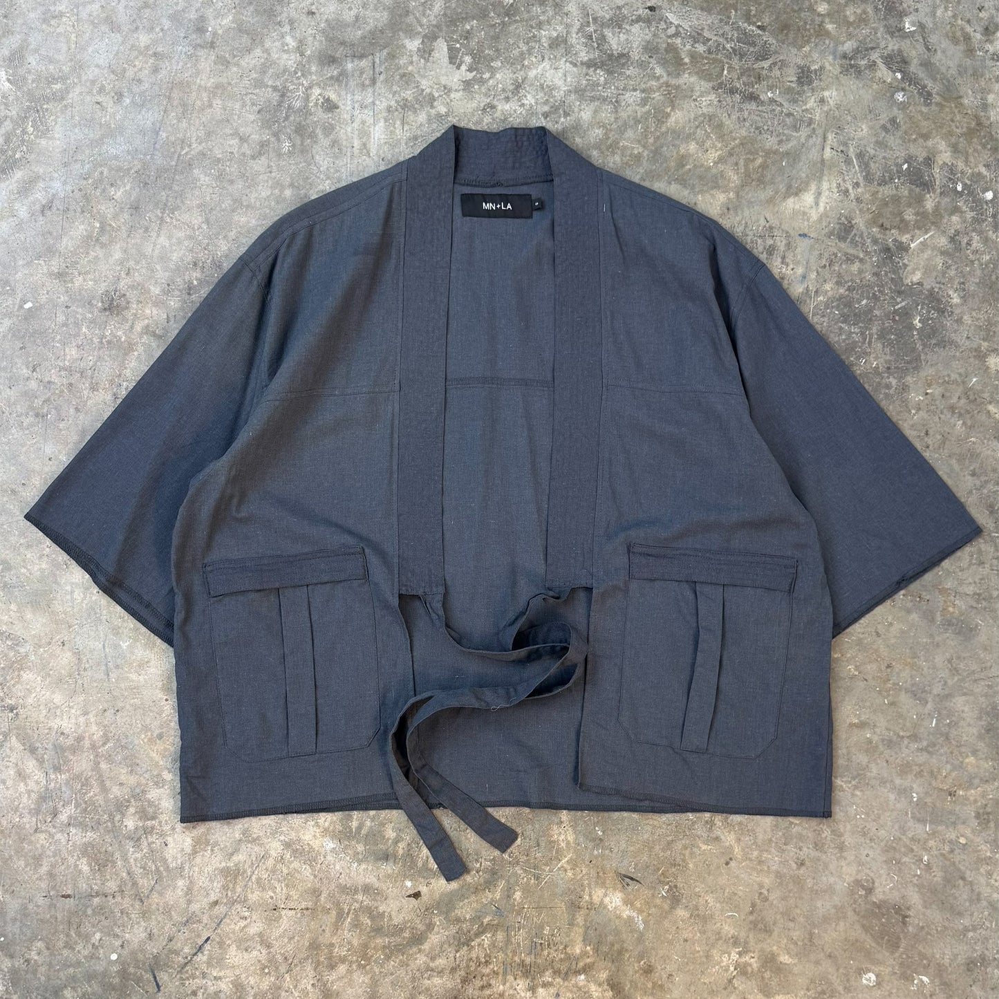 S/S DRAPE V3 IN SLATE