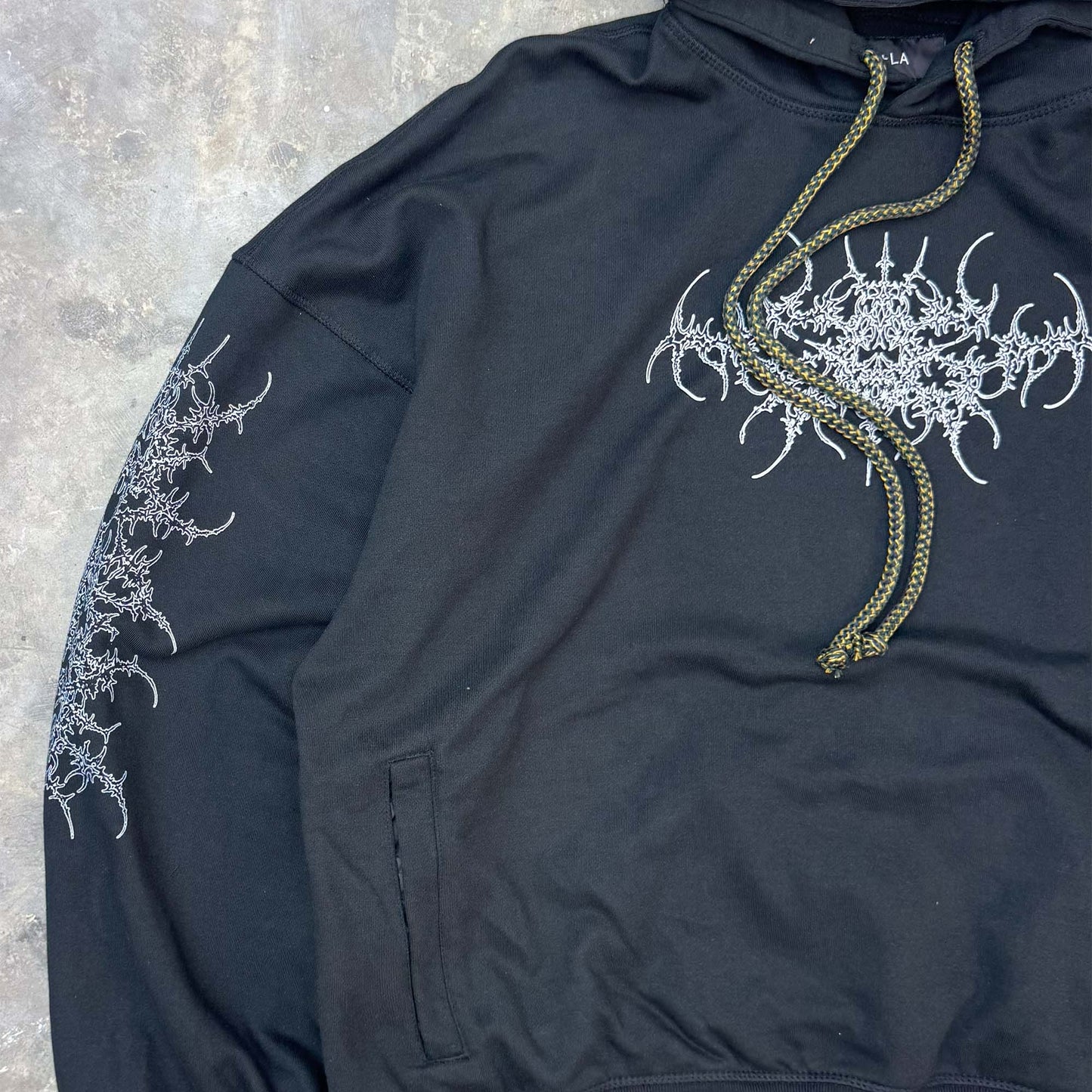 "NOCTURNE" HOODIE IN CAVIAR