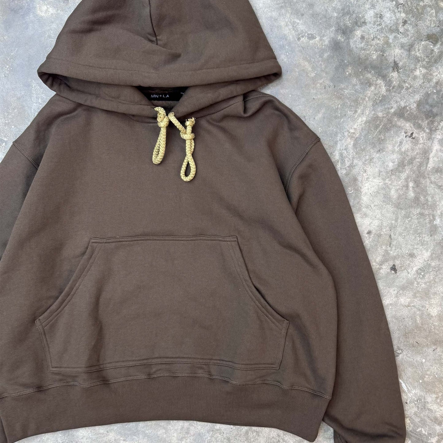 CLASSIC HOODIE IN WOOD