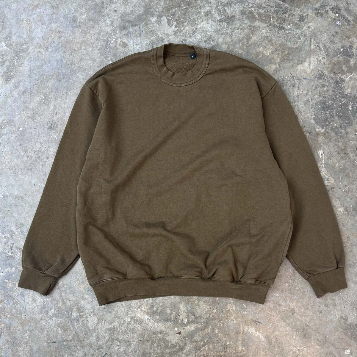 MN+LA™ SWEATSHIRT SAMPLE 013
