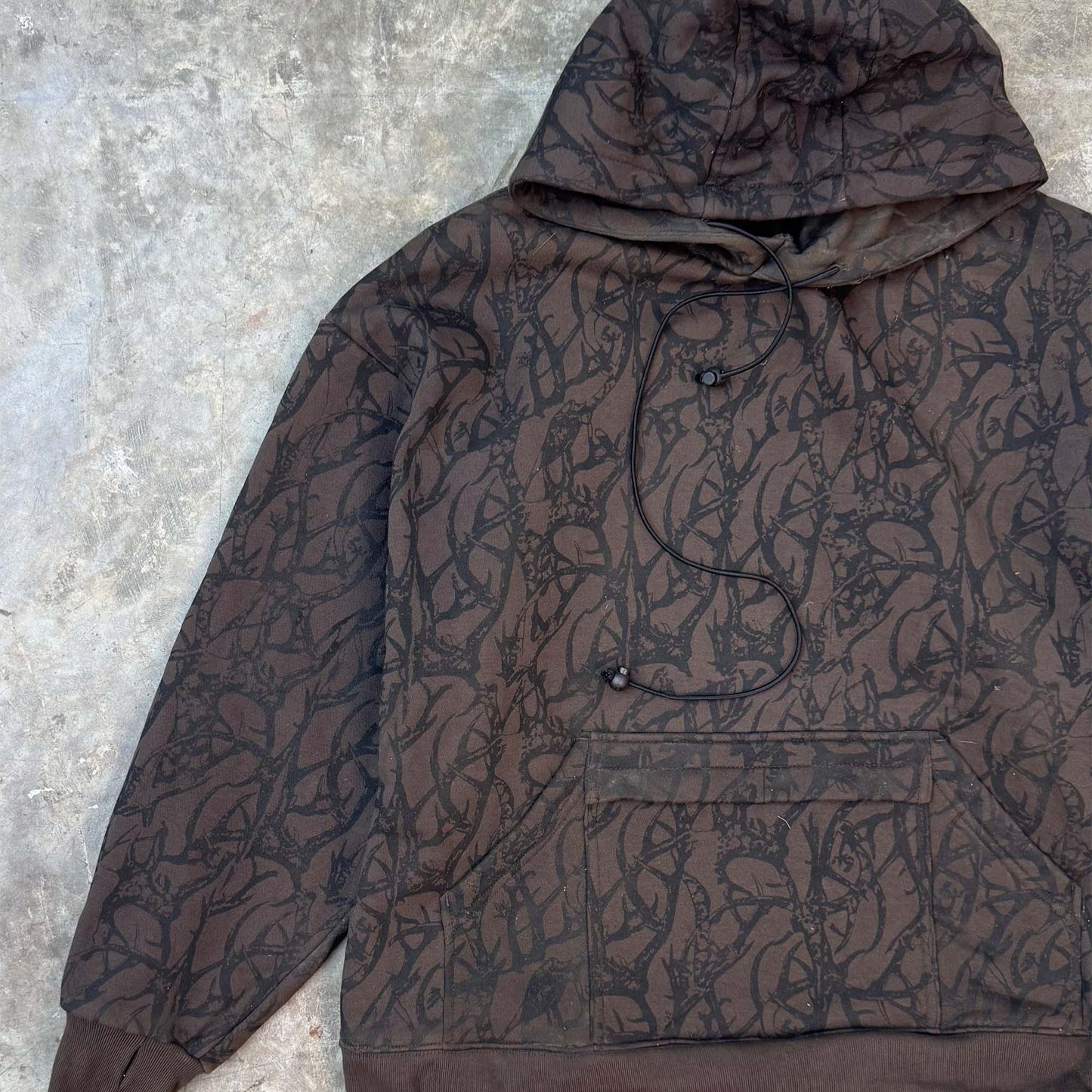 'VINES AND THORNS" ROGUE OVERSIZED HOODIE IN CHARCOAL GREY