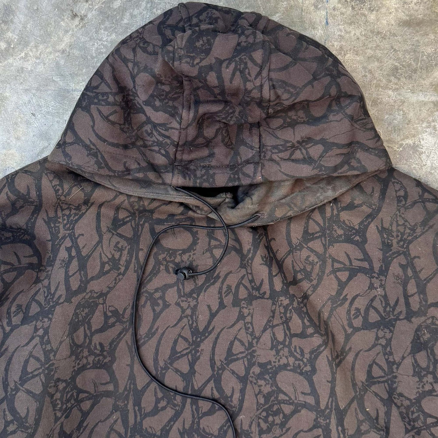 'VINES AND THORNS" ROGUE OVERSIZED HOODIE IN CHARCOAL GREY