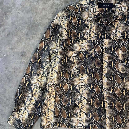 TRUCKER JACKET IN PYTHON