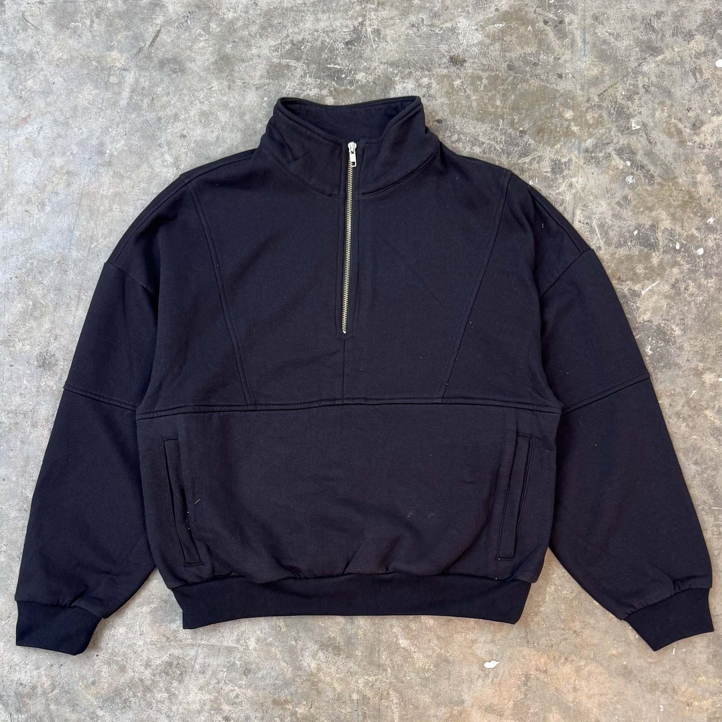 HALF ZIP JACKET IN CAVIAR