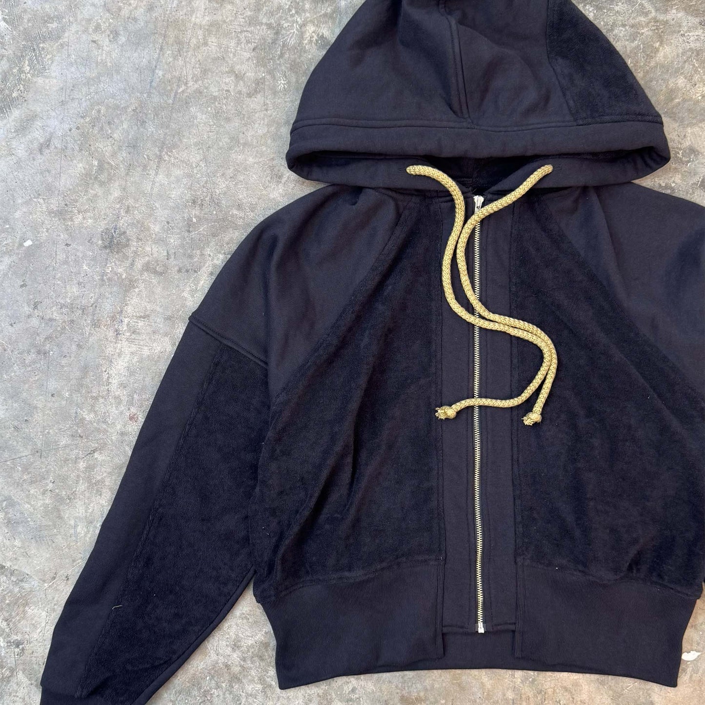 FEMME HOODIE SAMPLE 001