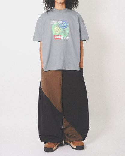 "SUN SEEKER" TEE IN GLACIER