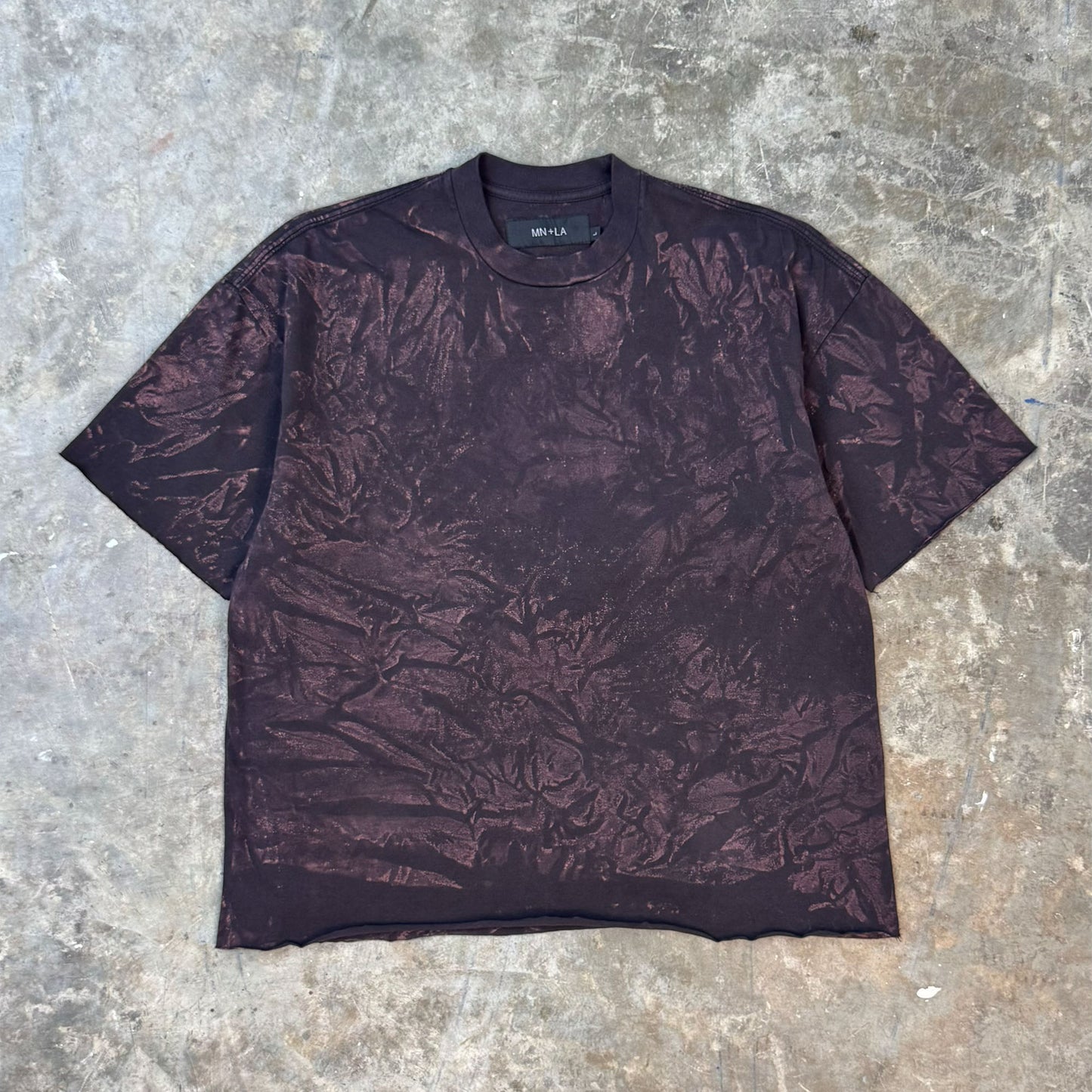 CHOP CHOP TEE IN BASALT