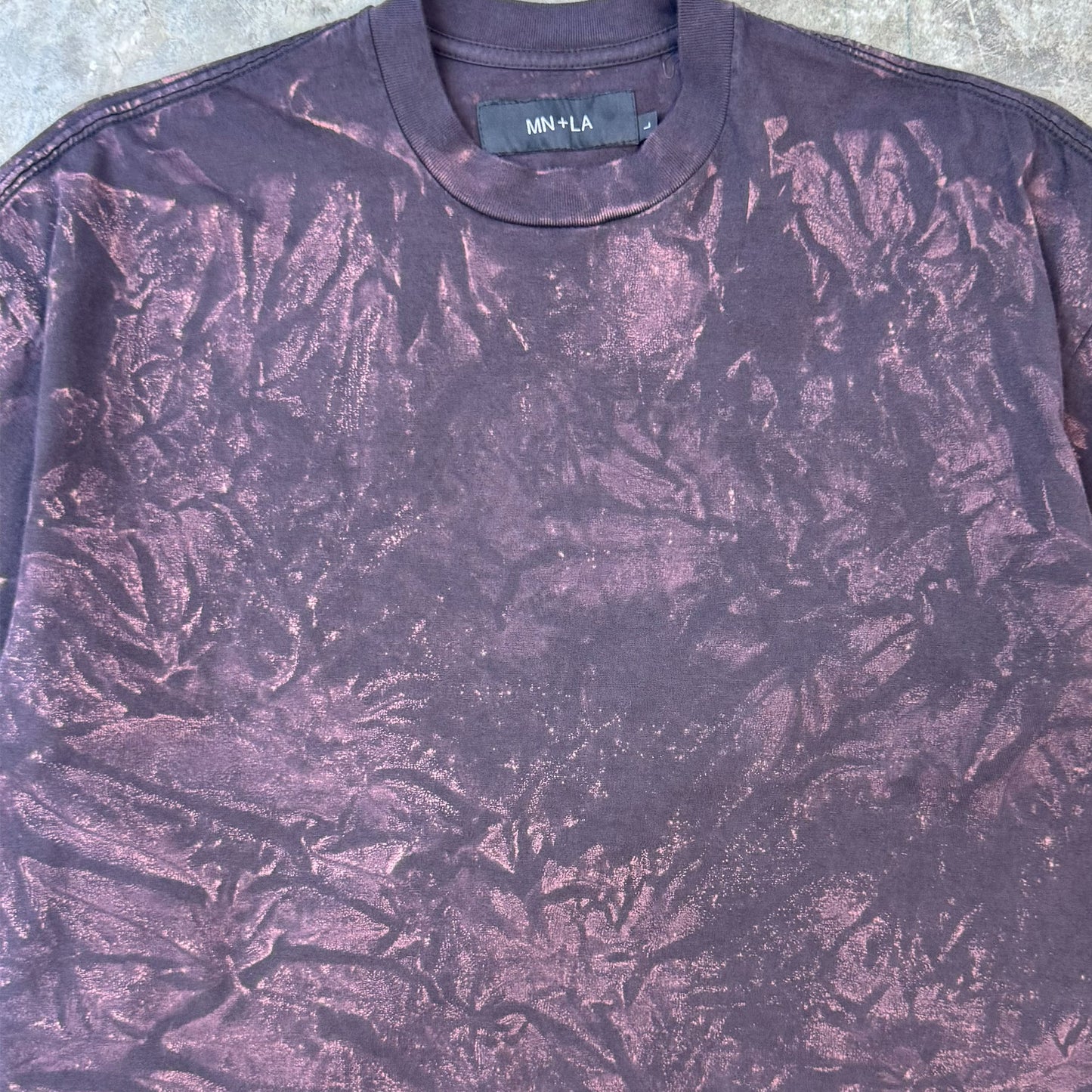 CHOP CHOP TEE IN BASALT