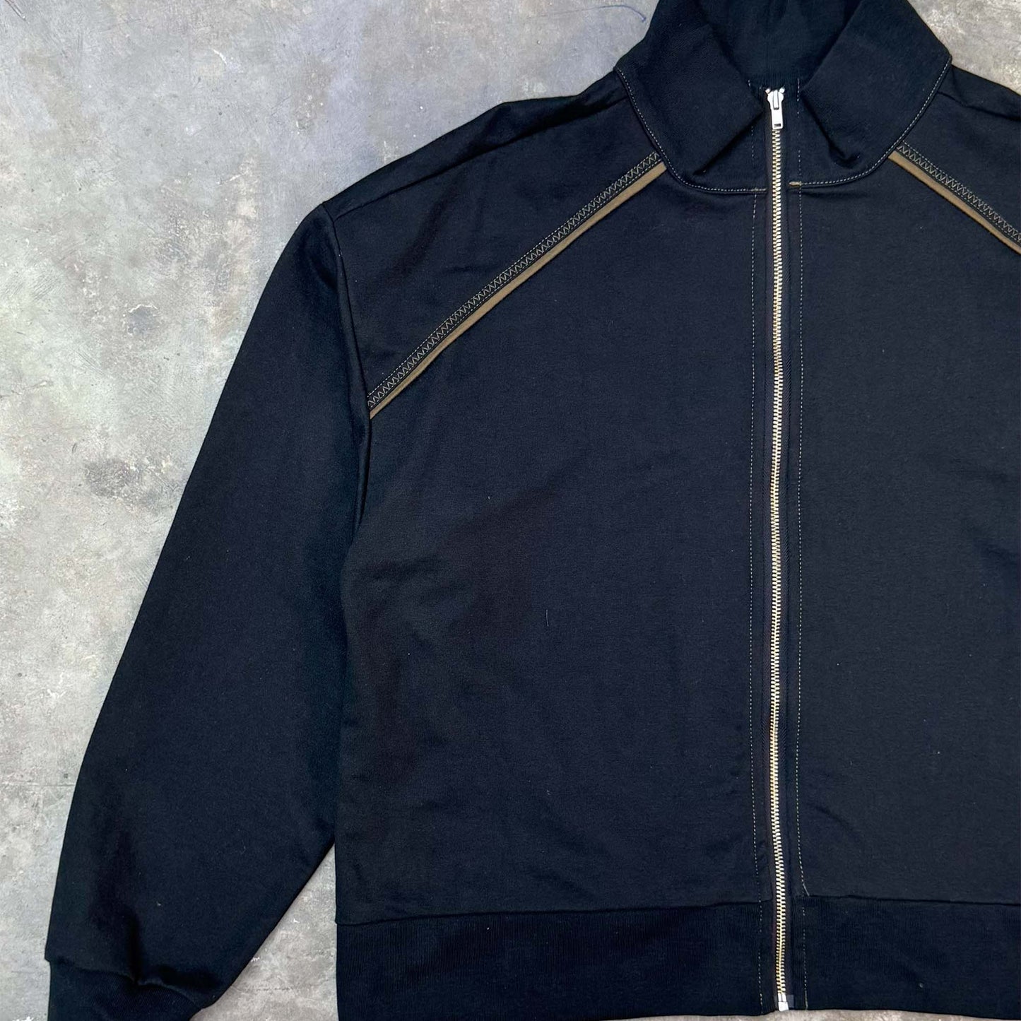 MN+LA™ JACKET SAMPLE 024