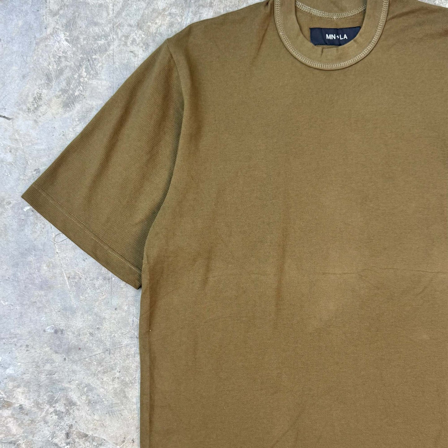 WAFFLE MOCK NECK TEE V3 IN OLIVE