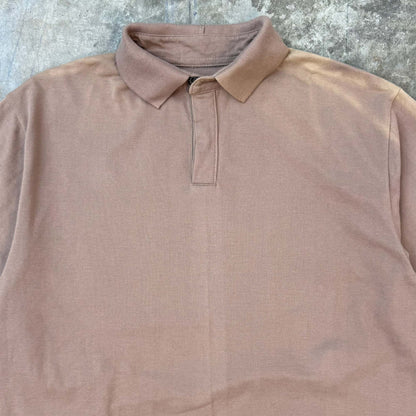 "CLUB" S/S POLO SHIRT IN MAUVE