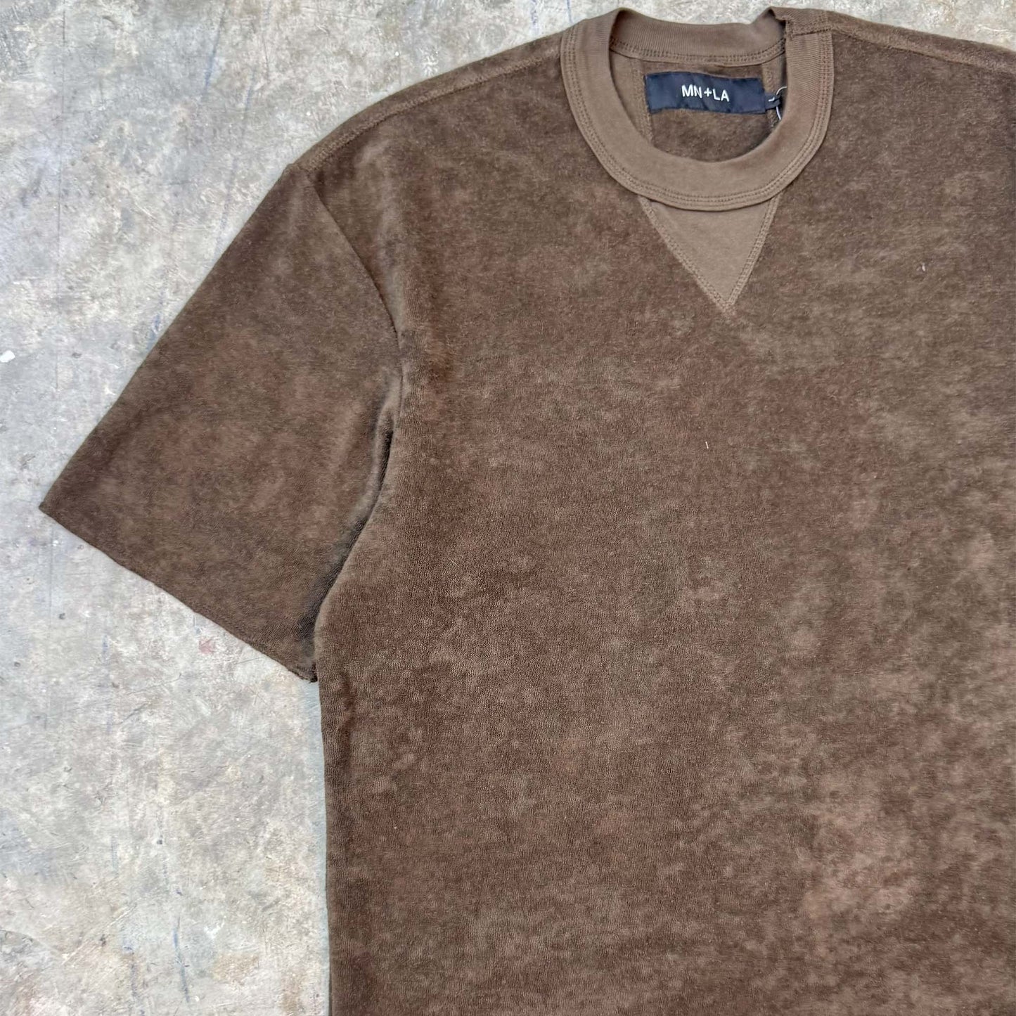 MILITIA MOCK NECK TEE V3 IN WOOD