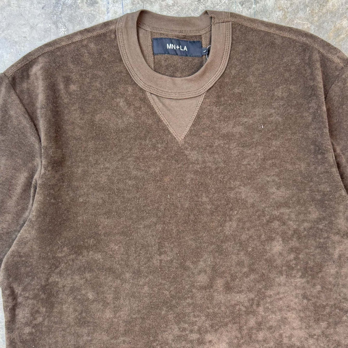 MILITIA MOCK NECK TEE V3 IN WOOD