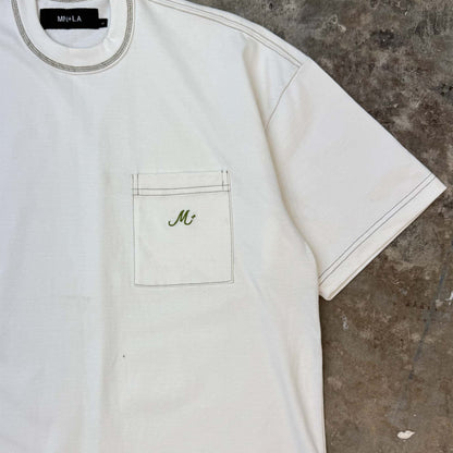 "M+" POCKET TEE IN WHITE