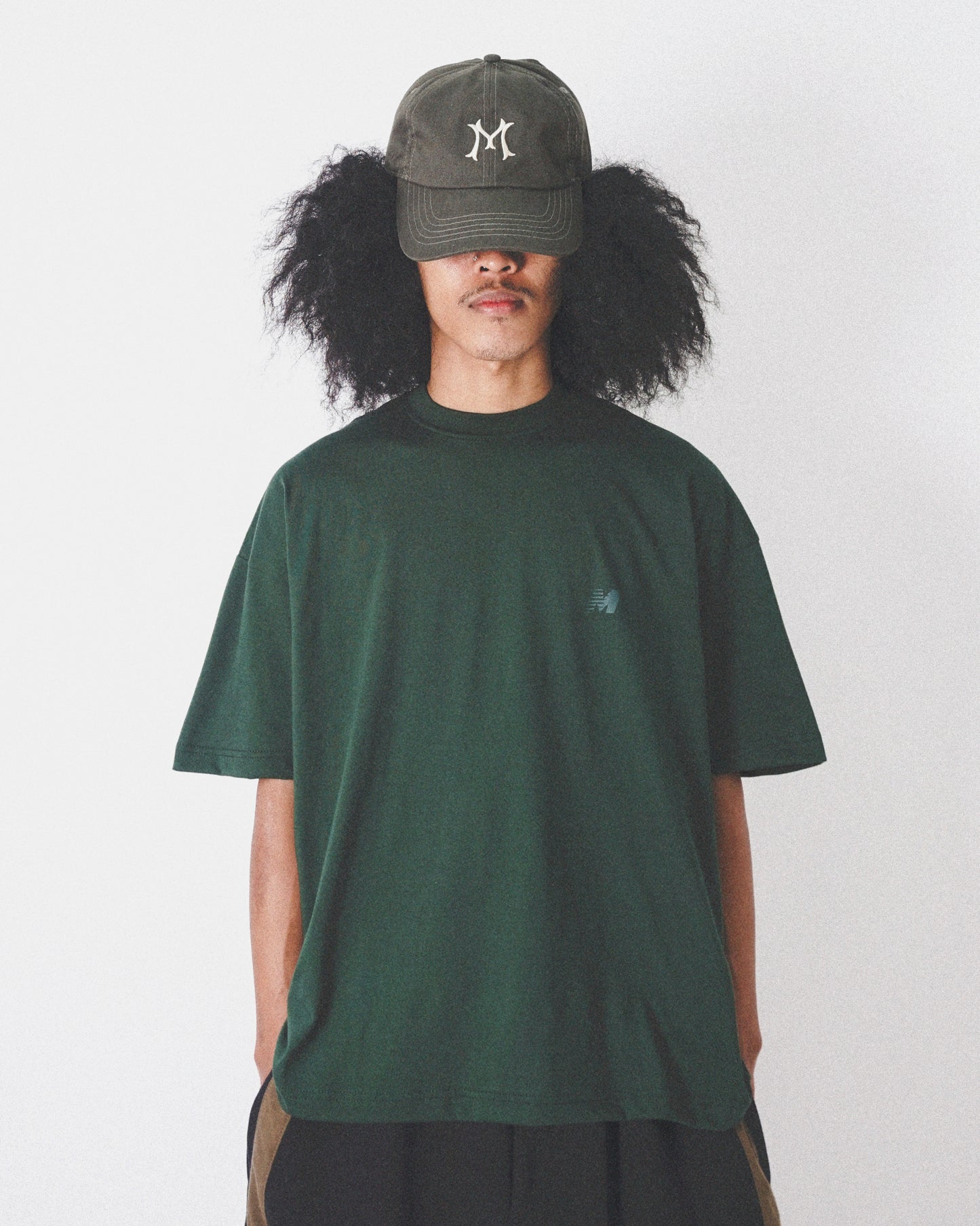 "OUTDOOR EXPLORATION" MULTI LOGO TEE IN HUNTER GREEN