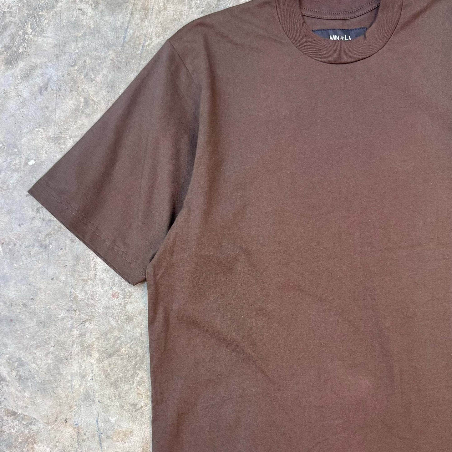 MOCK NECK TEE IN WOOD