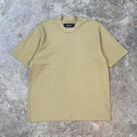 MOCK NECK TEE IN DARK MINT