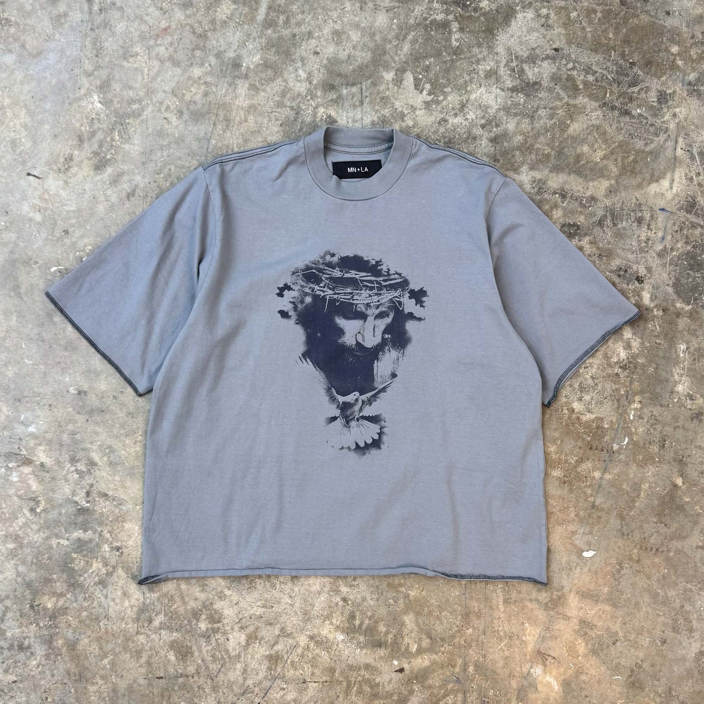 "CROWN OF THORNS" TEE IN GLACIER