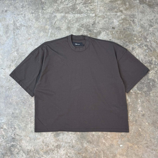 VAST TEE IN CHARCOAL GREY