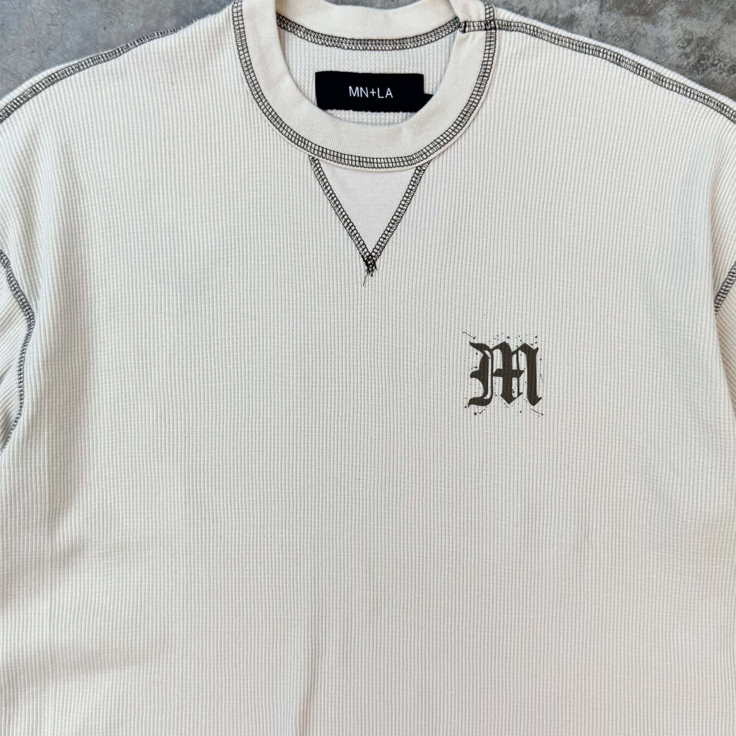 “M’$ SPECK V2” WAFFLE TEE IN OAT