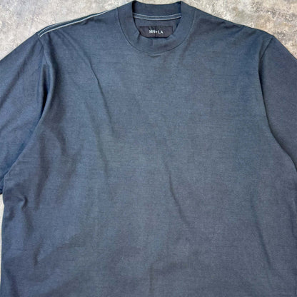 MN+LA™ MOCK NECK TEE SAMPLE 010