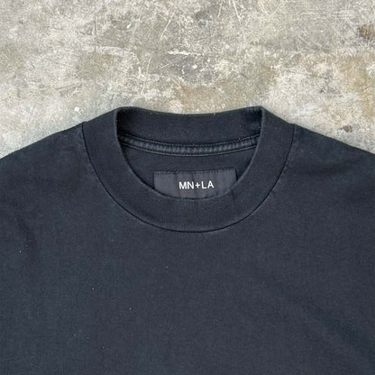 LONGSLEEVE TEE IN CAVIAR