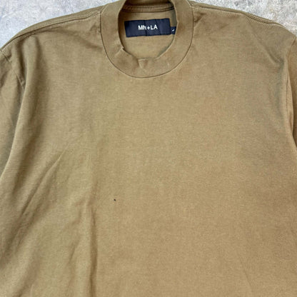 CHOP CHOP TEE IN OLIVE