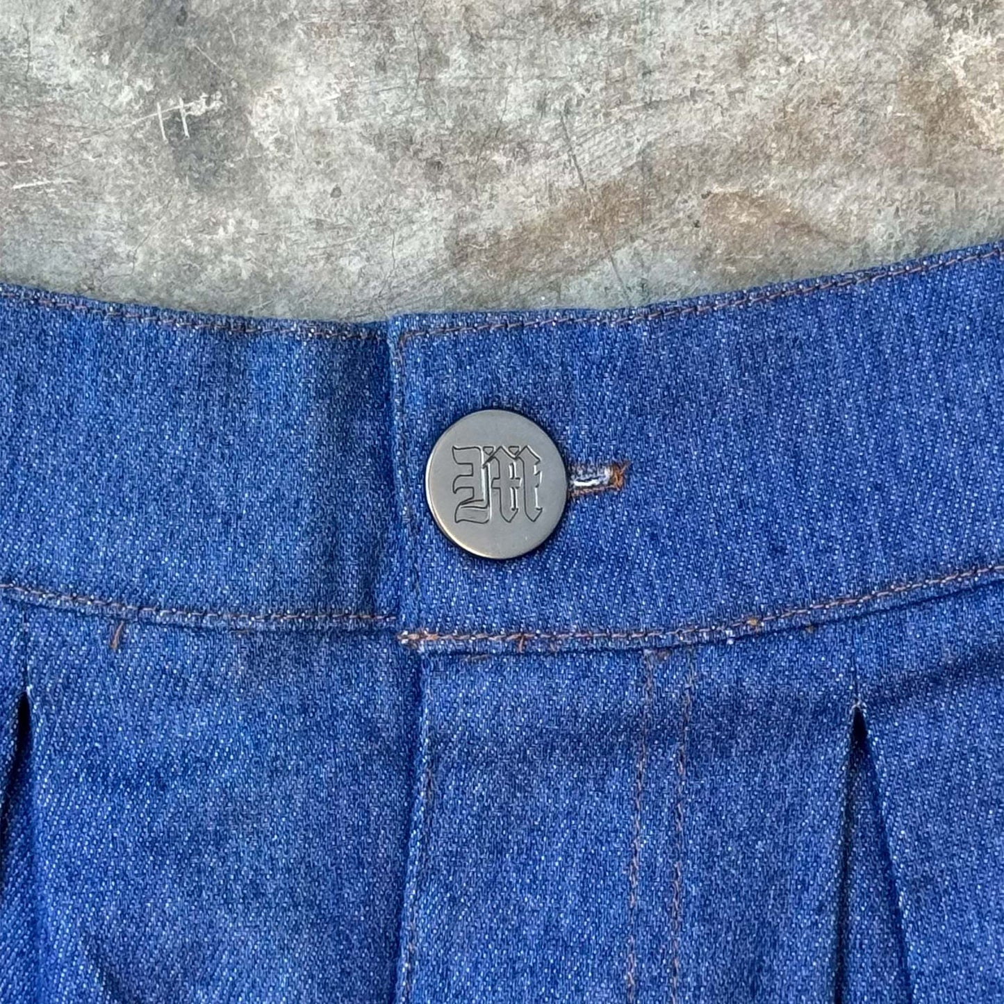 FEMME SKIRT SAMPLE 001