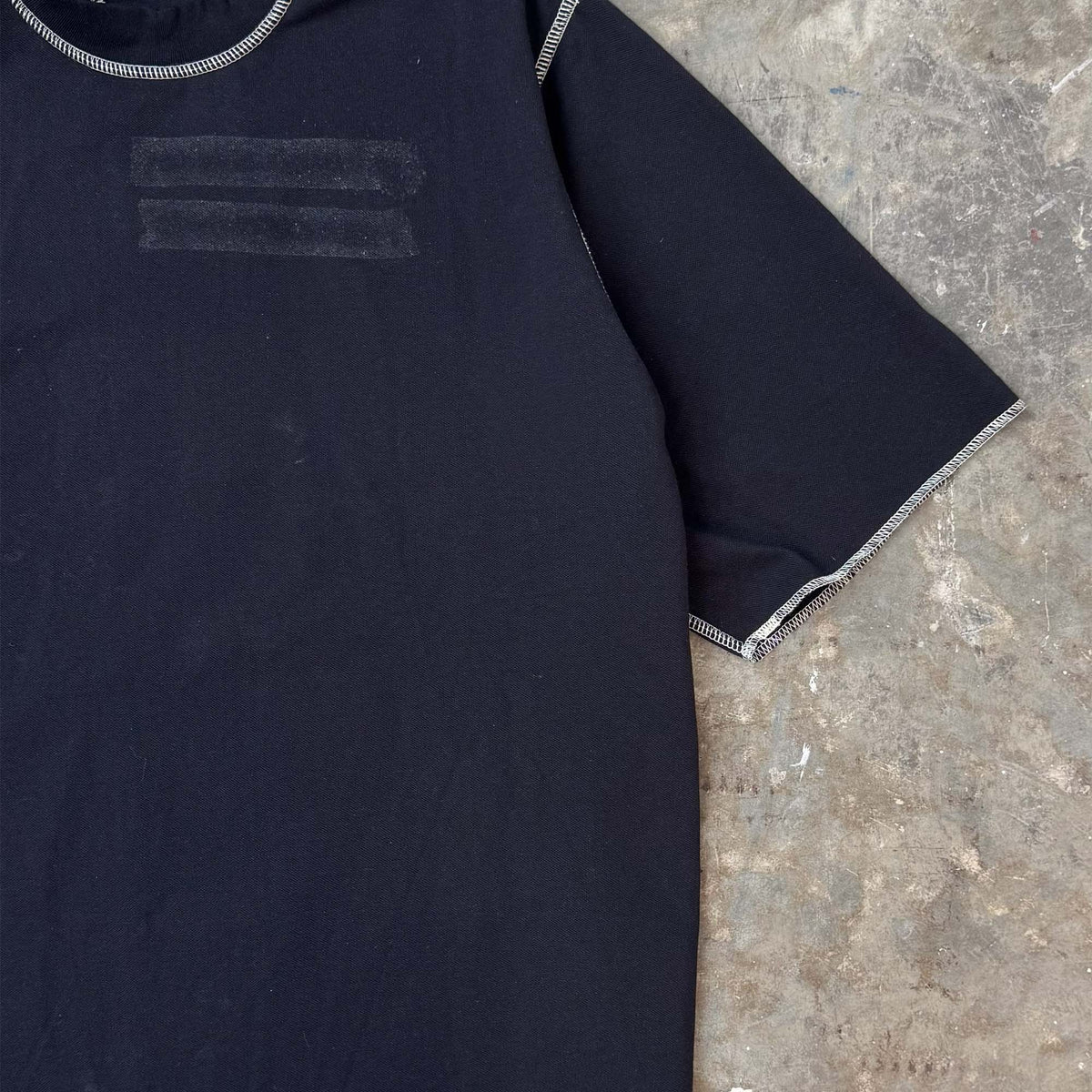 MN+LA™ MOCK NECK TEE SAMPLE 011