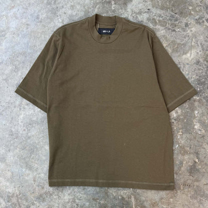 MOCK NECK TEE V4 IN OLIVE
