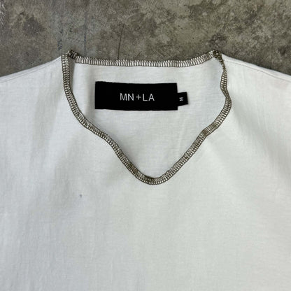 KEY NECK TEE IN WHITE