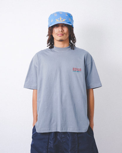 "EDSA RACING CLUB" TEE IN GLACIER
