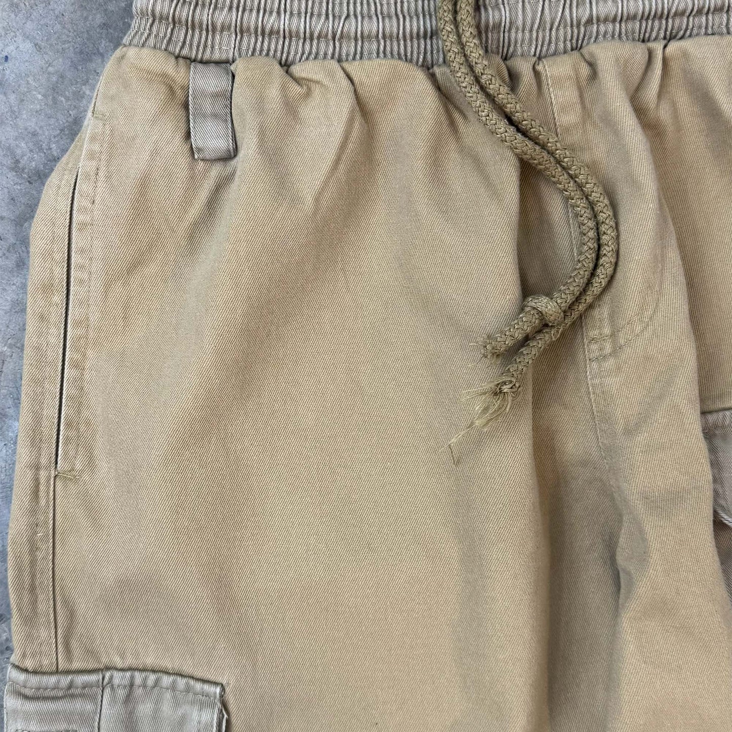 HIKE PANTS IN SAND DUNE