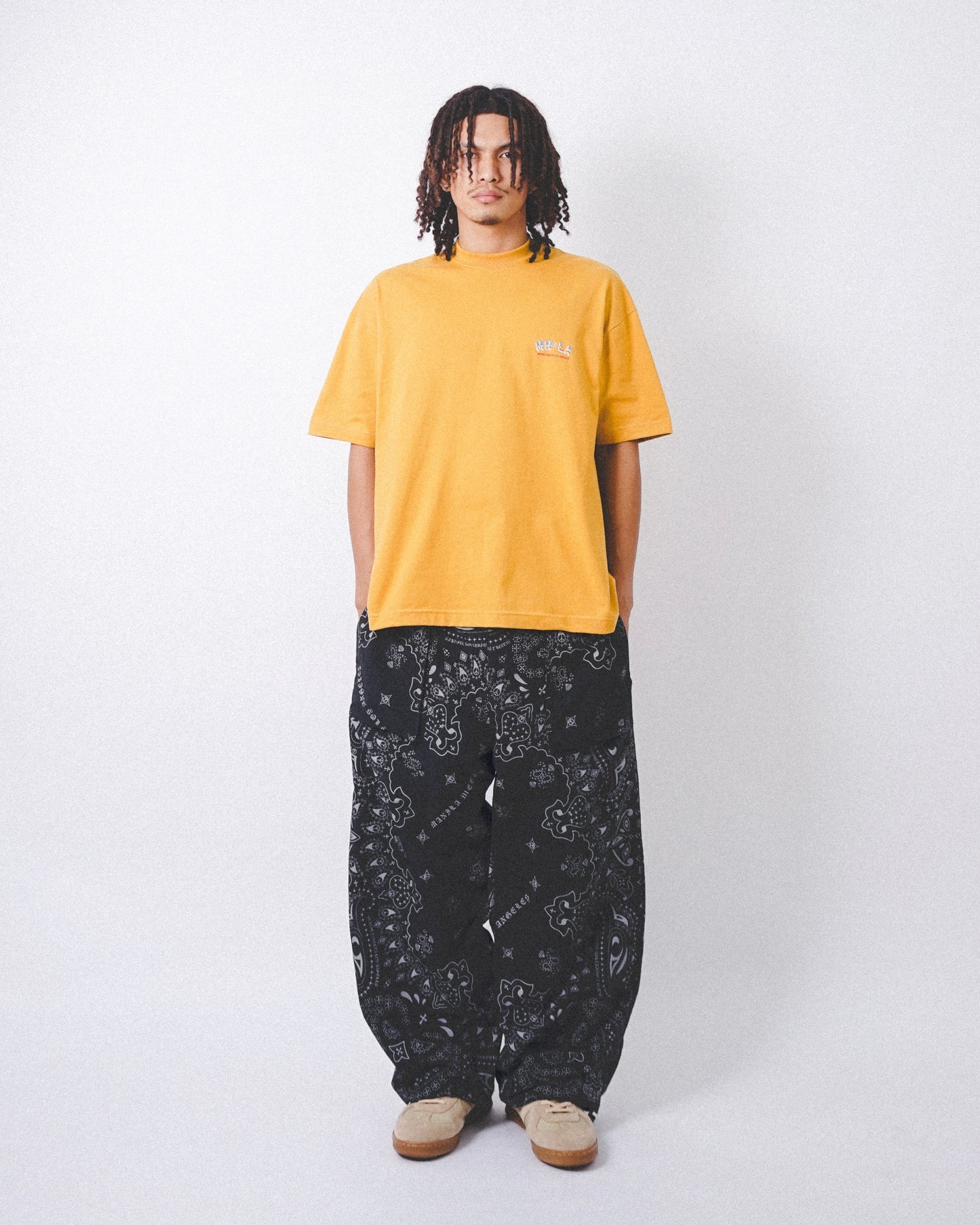 "GOLDEN COAST" TEE IN MUSTARD