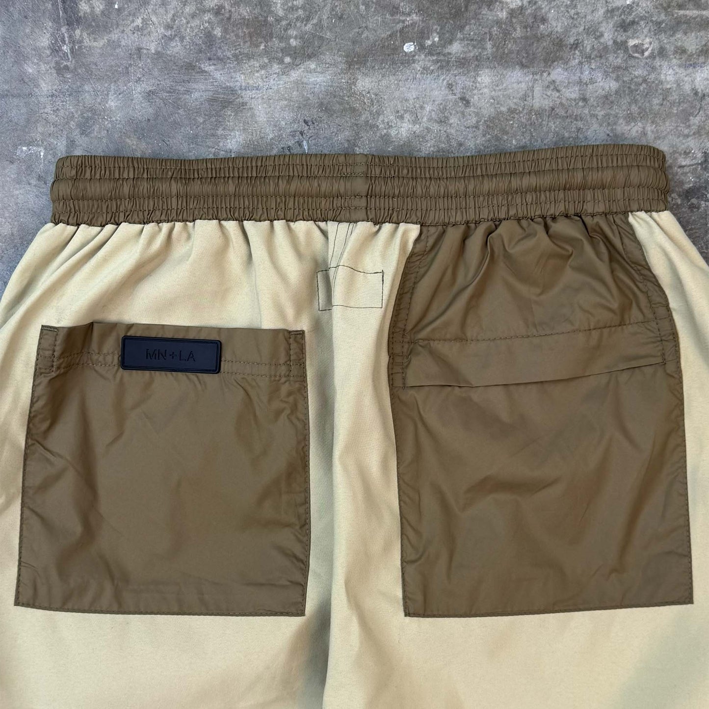 ROGUE PANTS IN DUNE