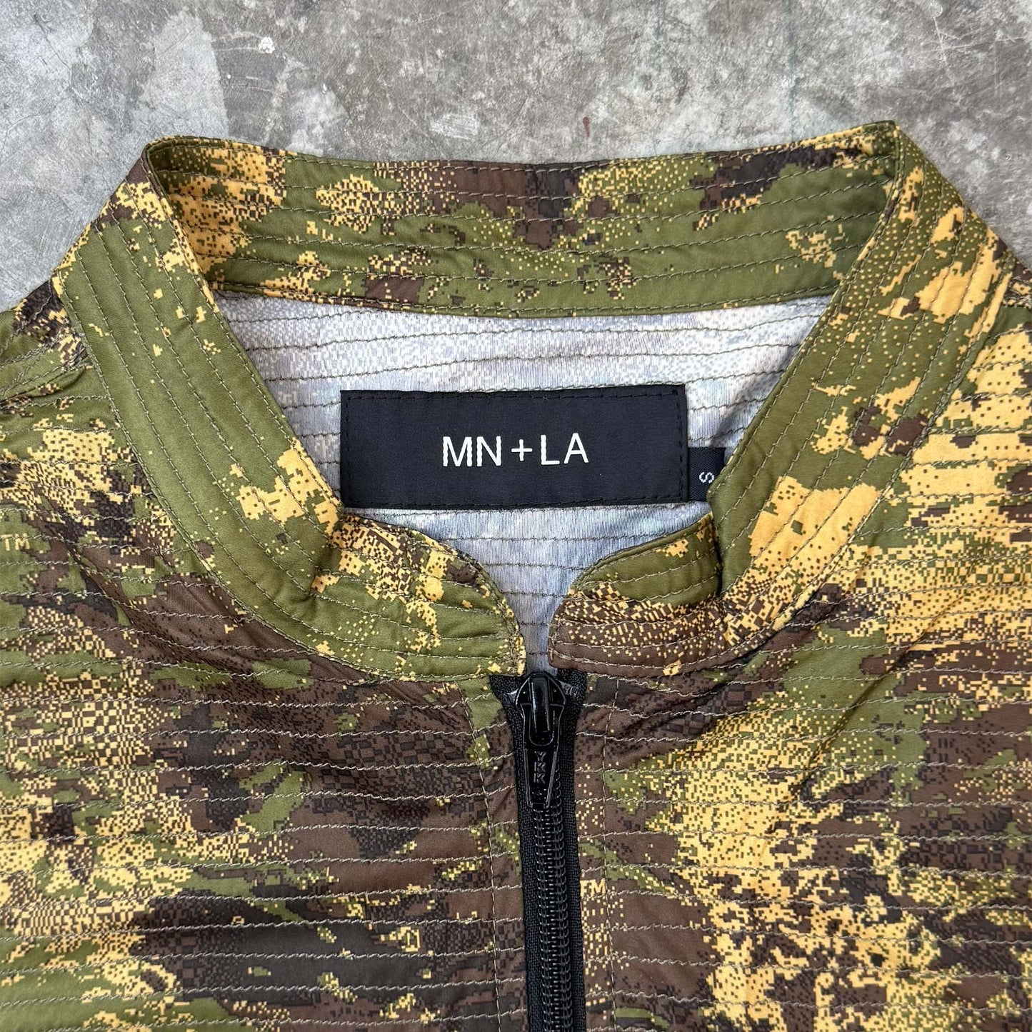 MN+LA™ VEST SAMPLE 002
