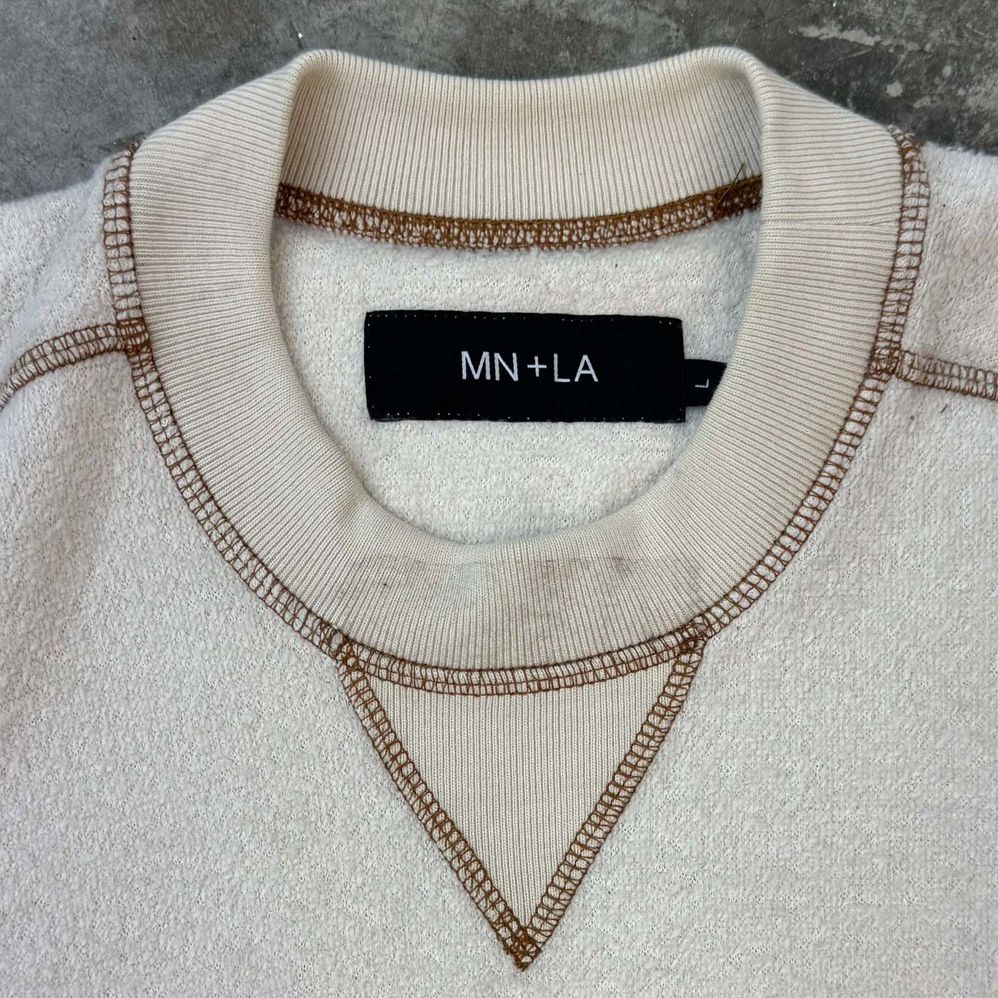 EXO™ MILITIA SWEATSHIRT IN FOSSIL