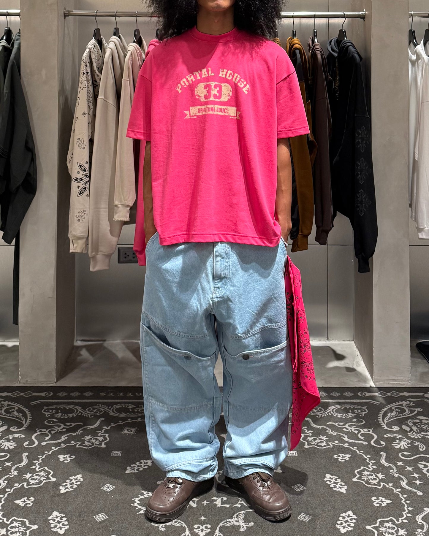 "PORTAL HOUSE 33" ULTRA HEAVY TEE IN STATIC PINK