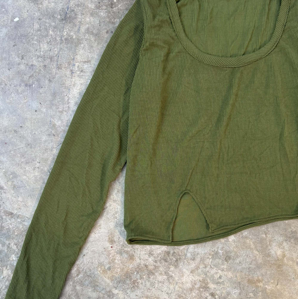 FEMME LONGSLEEVE SAMPLE 011