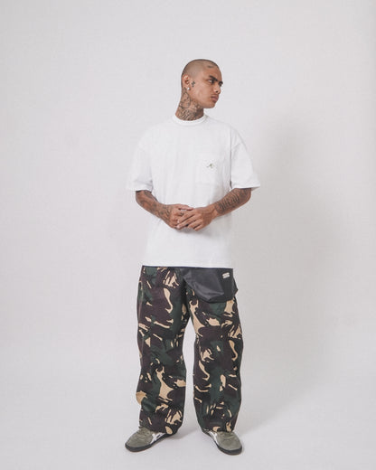 "WORLD TOUR" CARRIER