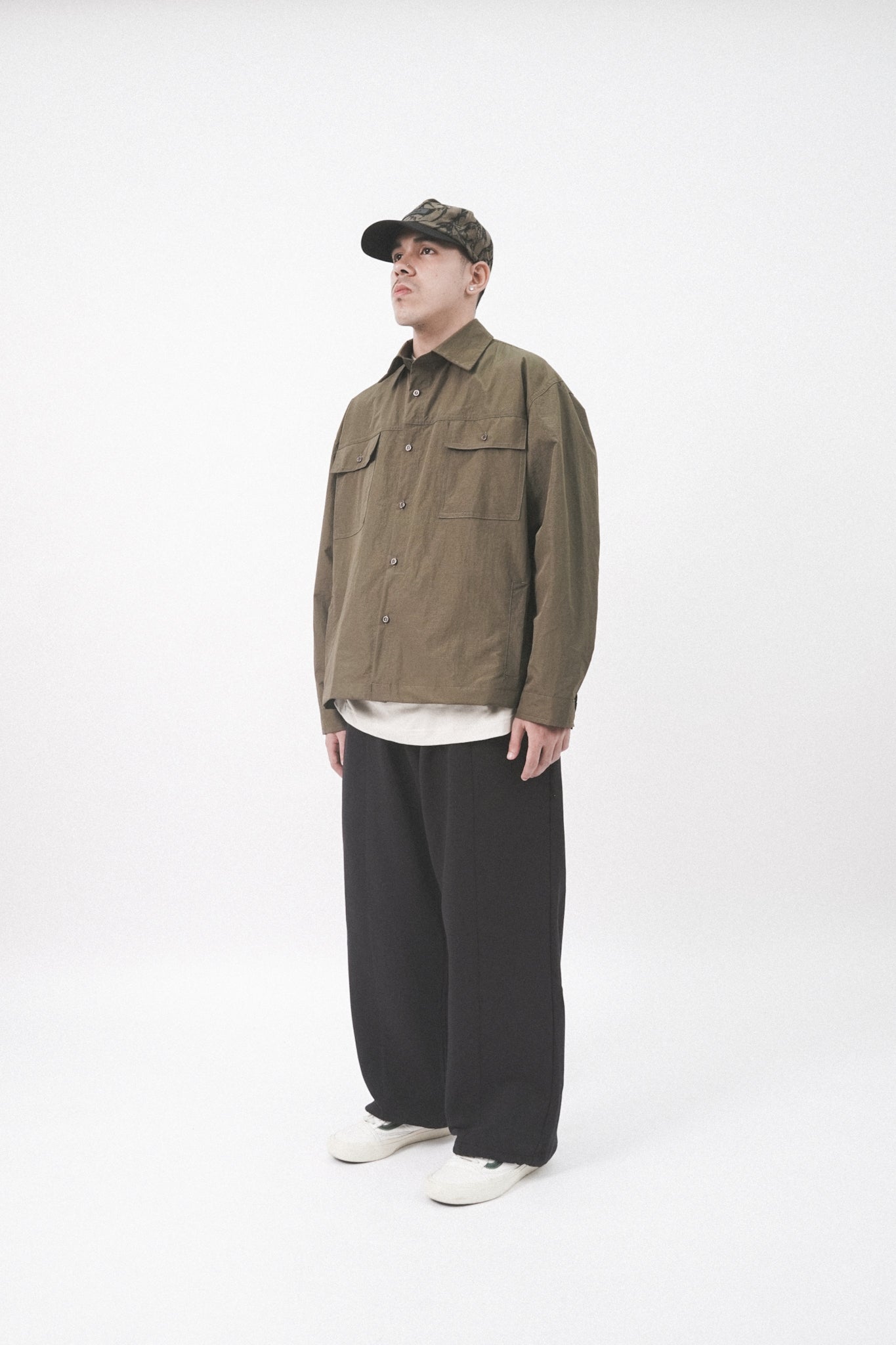 SHINOBI OVERSHIRT IN OLIVE