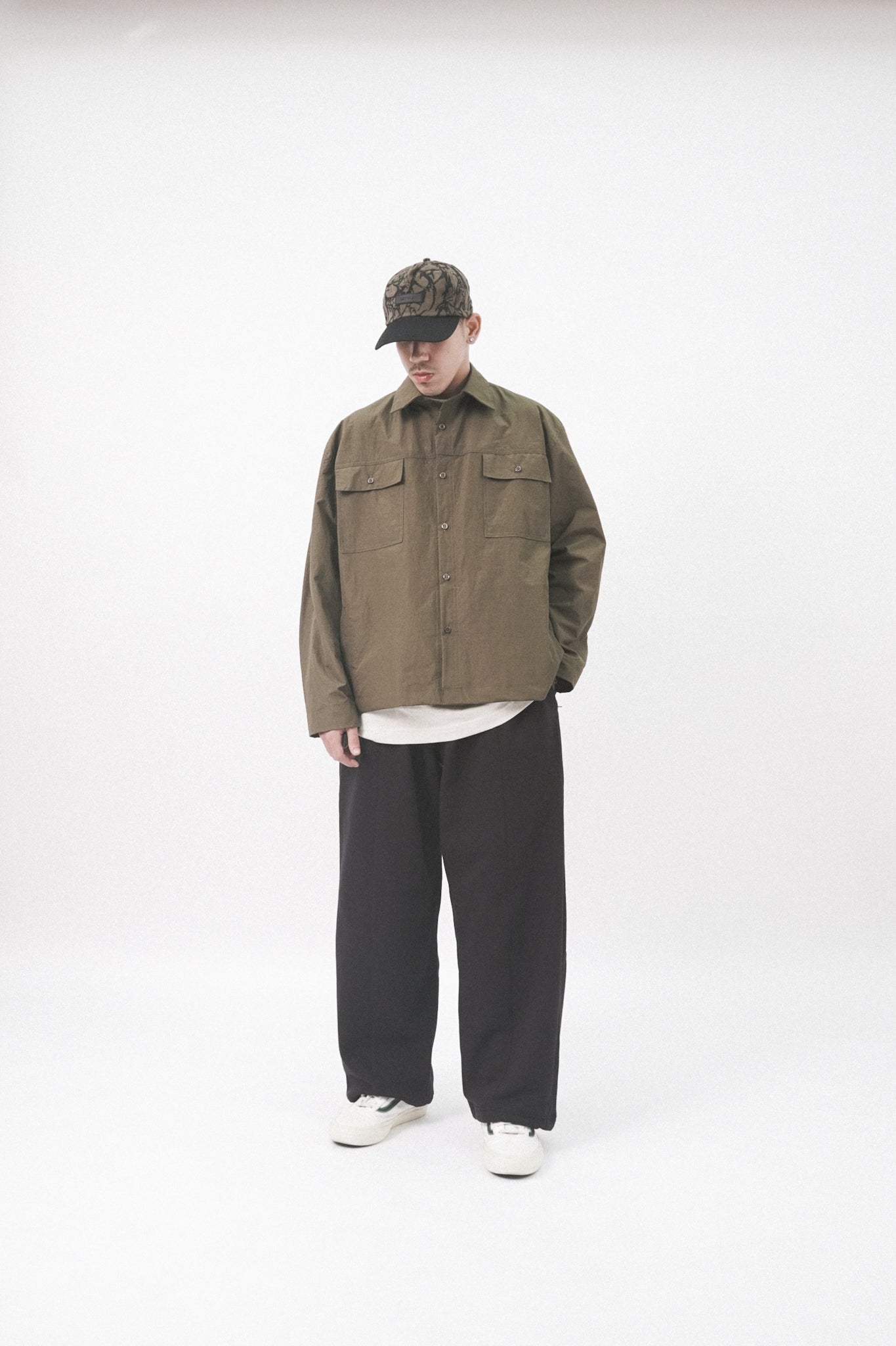 SHINOBI OVERSHIRT IN OLIVE