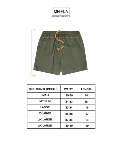 PLEATED HOUSE SHORTS IN MOSS GREEN